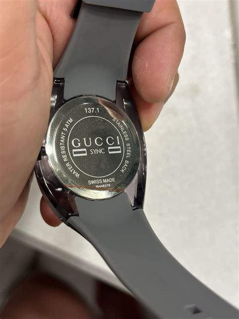 New Authentic Gucci YA137109 Gray Rubber Band Gray Dial 